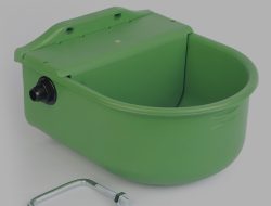 PLASTİK ŞAMADIRALI HAYVAN SULUĞU – 5 LİTRE – KOYUN SULUĞU